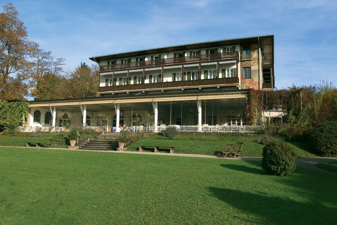 Hausansicht Golfhotel Kaiserin Elisabeth, Starnberger See