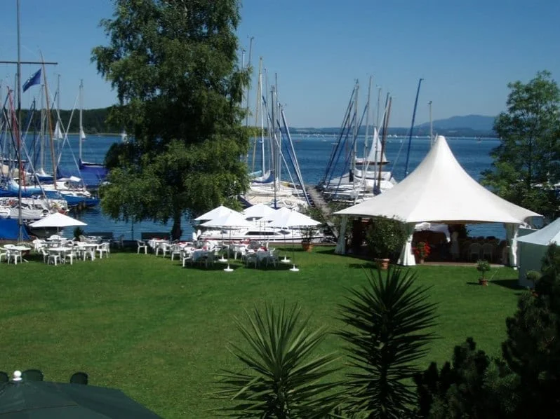 Freie Tagungsmöglichkeiten beispielsweise im Yachthotel Chiemsee