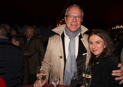 1200 B150402IMG 7910