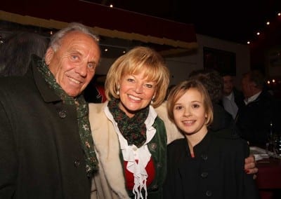 1200 B150402IMG 7912