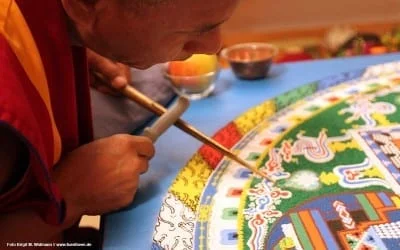 14.10. - 15.10.2023 Trommelbaukurs mit Mani Baba 8 Himalayan Sacred Arts in München