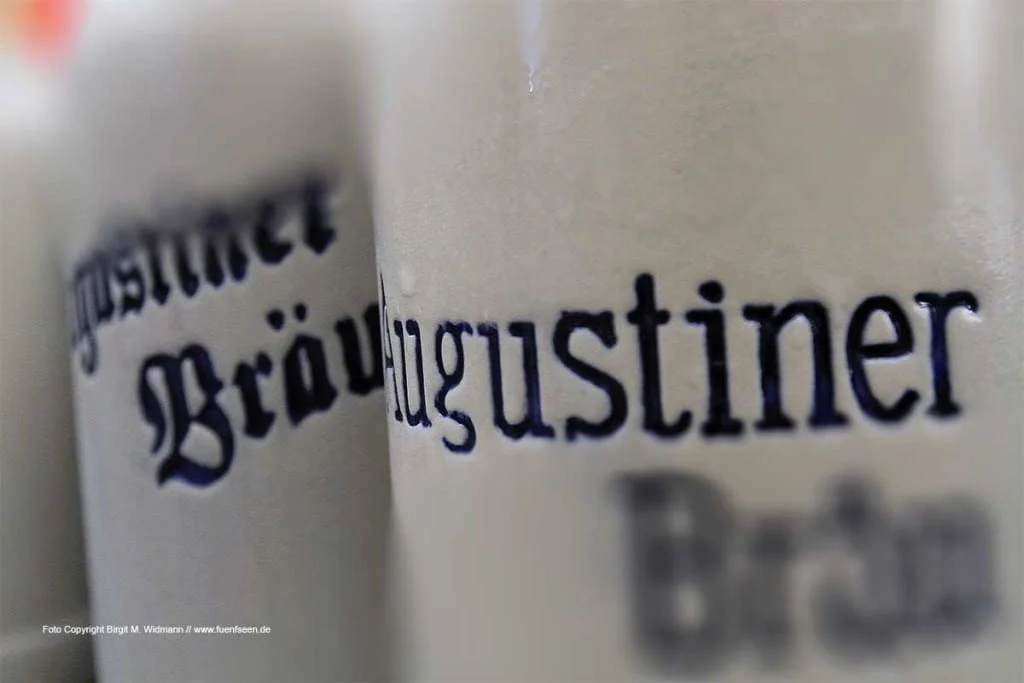 Festzelt Tradition Oide Wiesn - Augustiner Bräu