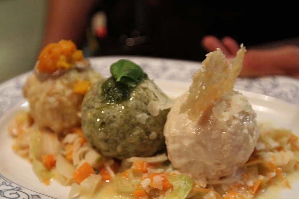 Knödelei auf dem Oktoberfest