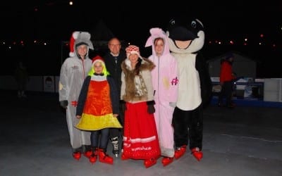 Dezember 2022 Kunstausstellungen 3 Am Ammersee Schlittschuhfahren unter alten Kastanien