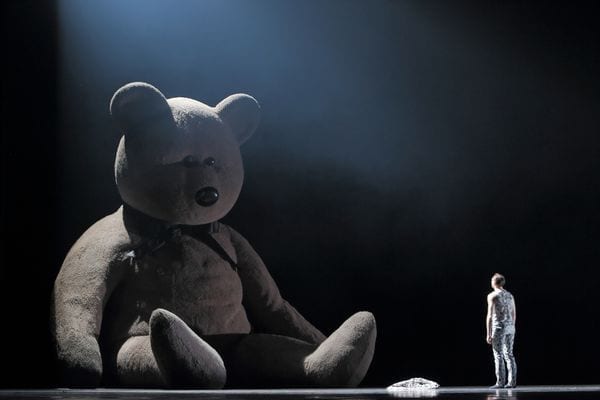 Teddybär Adam is bayerisches Staatsballett münchen