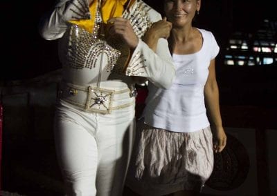 1200 B160902IMG 3395