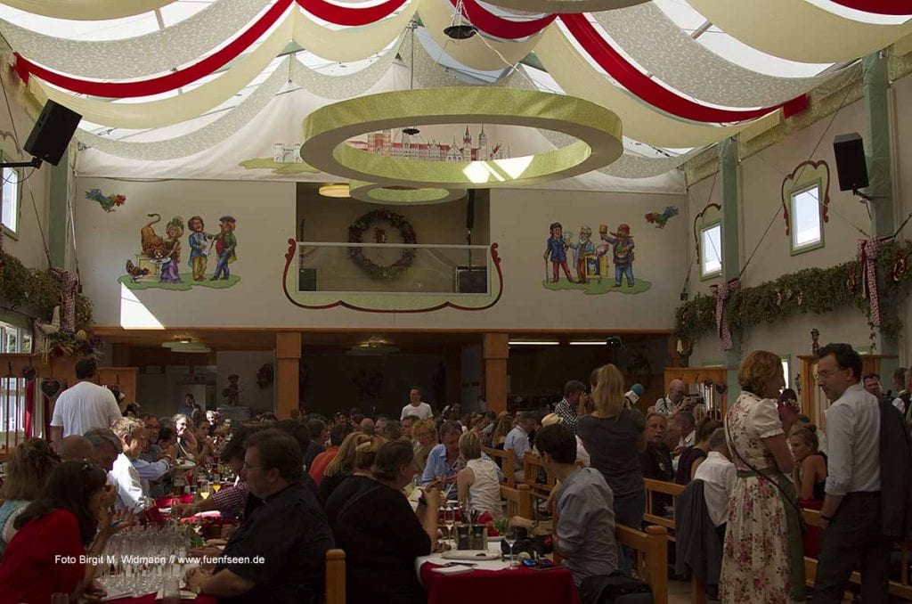 Poschners Zelt ist wieder da auf dem #oktoberfest