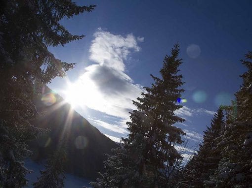 Schneeschuhwandern und Ritualfeuer