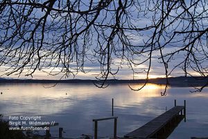 so schön ist der Starnberger See bei Nacht 1 BS180308IMG 2024
