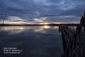 so schön ist der Starnberger See bei Nacht 6 Starnberger See fuenfseen.de Foto Copyright Birgit M. Widmann