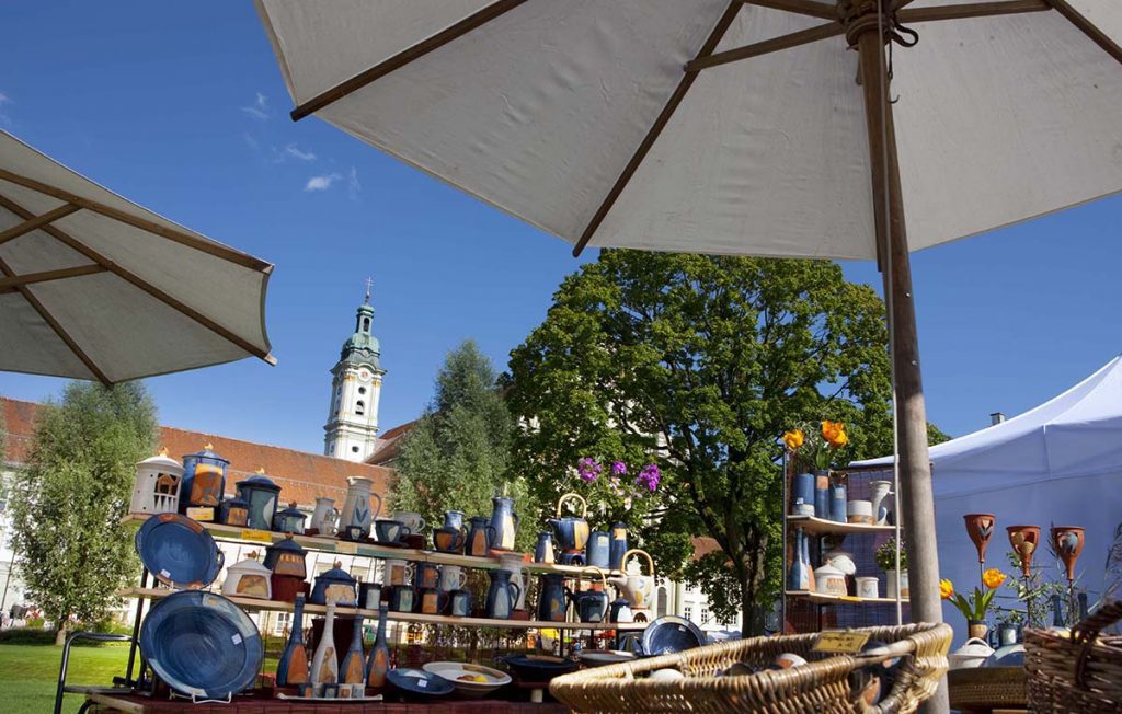 Fürstenfelder Kunst- und Töpfermarkt im Veranstaltungsforum fürstenfeld, Fürstenfeldbruck