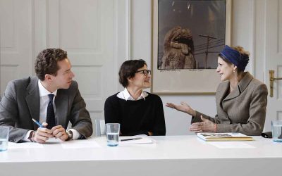 junge Chöre München mit neuer Leitung 3 Alexander Tutsek-Stiftung unterstützt die Pinakothek der Moderne „The Brown Sisters“