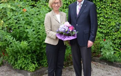 fuenfseen TALK Simon Ambrosius ALPEN AIR GmbH 10 Brigitte Grande als Vorsitzende des Freundeskreis ev, Akademie gewählt