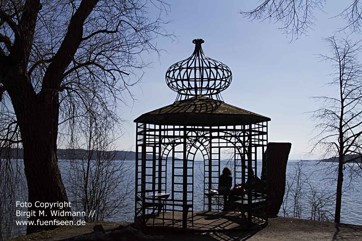 Pavillon am See am Starnberger See in Bayern
