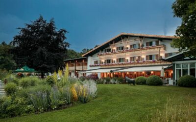 Adressenverzeichnis Tourismus bayerische Seen 20 Hotel Alpenhof Murnau