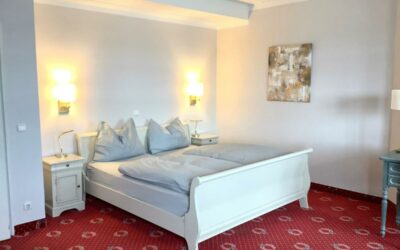 Adressenverzeichnis Tourismus bayerische Seen 13 Strandhotel Berg Starnberger See