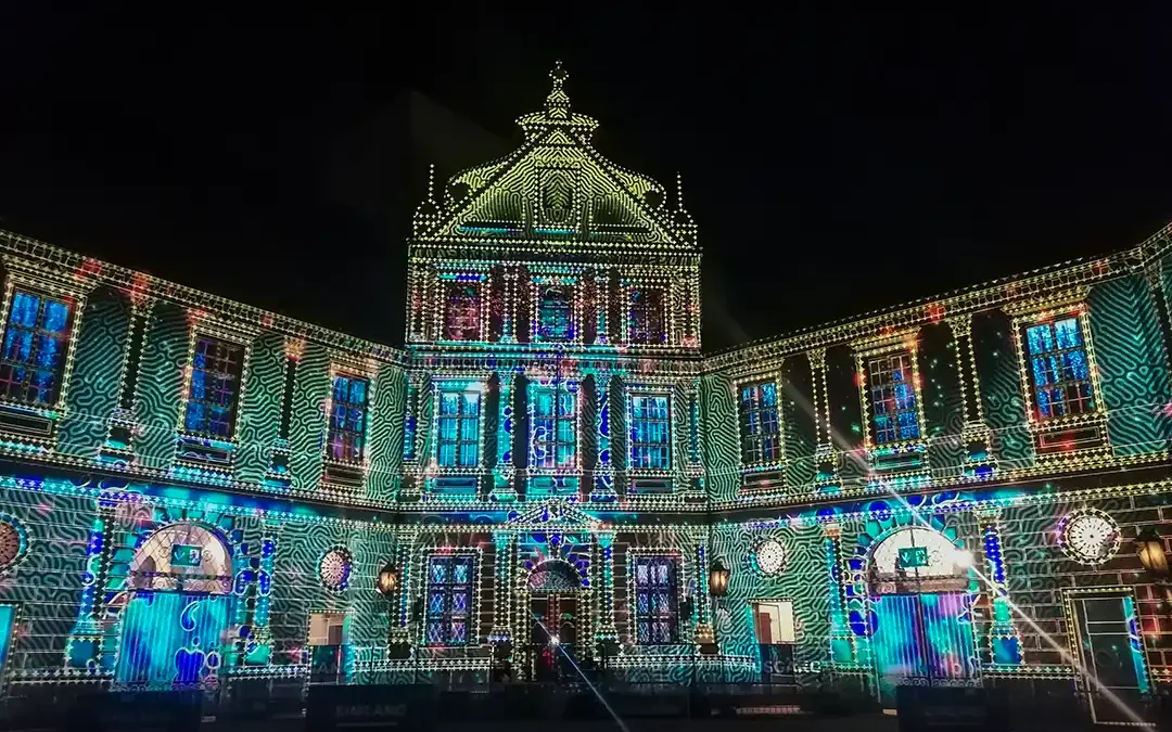 bis 05.01.2025 Solimansdream im Blumenhof Residenz München
