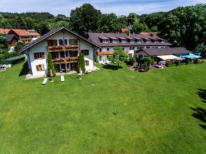 Garmisch Partenkirchen 31 landhotel huber am starnberger see